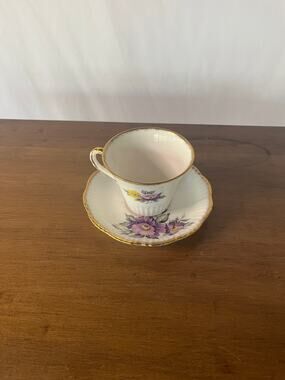 Salisbury Eggshell Bone China Teacup Saucer Set Purple Floral England Vintage